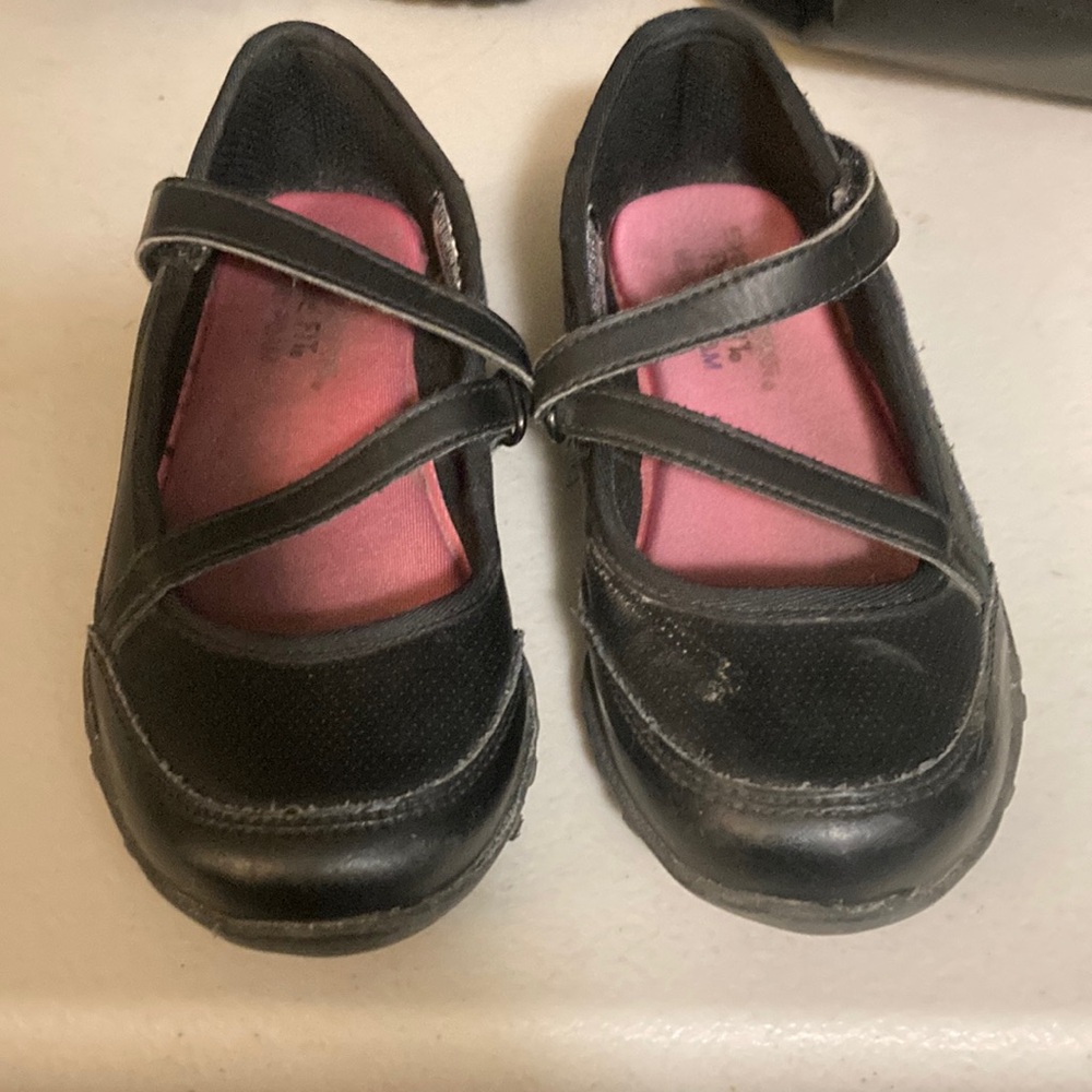 Sketcher, black leather synthetic dress shoes
